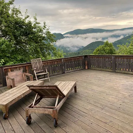 Stunning Hills View *