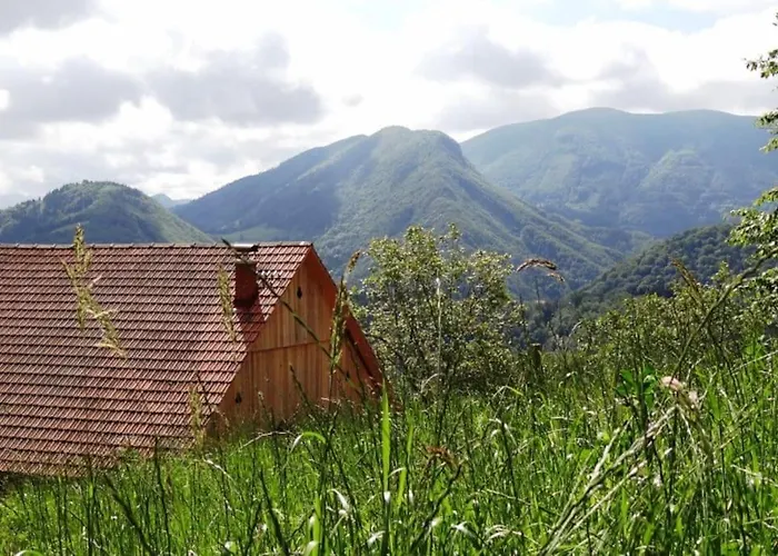Stunning Hills View דירה