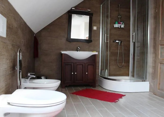 Stunning Hills View דירה *